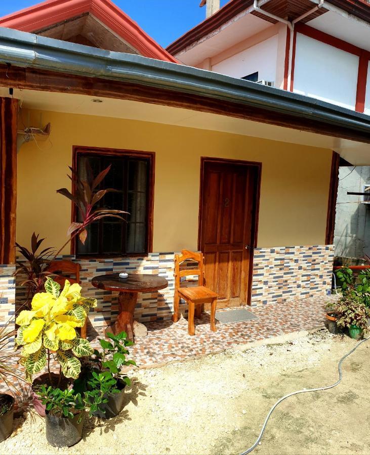 Indino Guesthouse Moalboal Exteriör bild